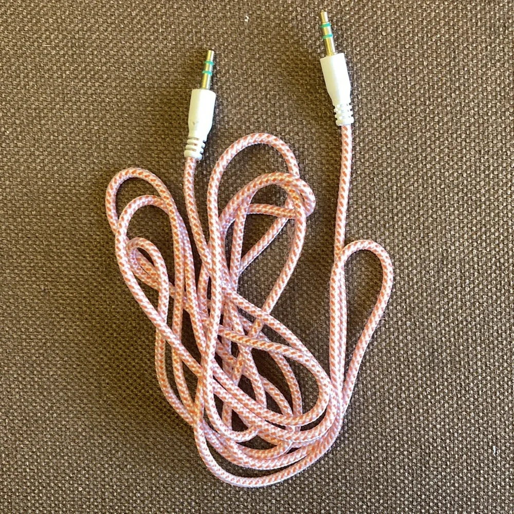 ⚜️Orange and White Fabric Auxiliary Cable!
